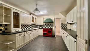 Photo 14- click for photo gallery